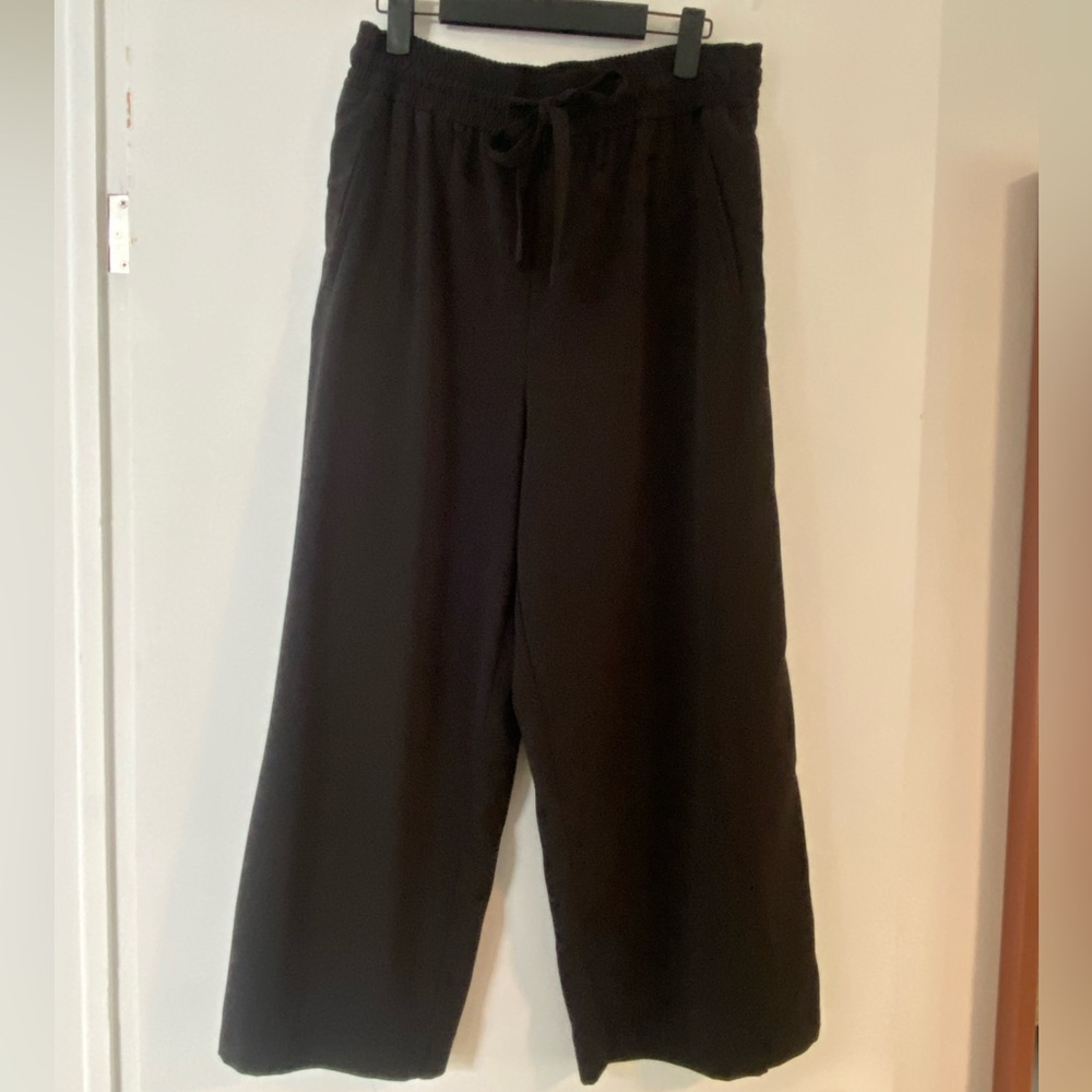 ZARA Flowy High Rise Slightly Cropped Women's Wide Leg Pants